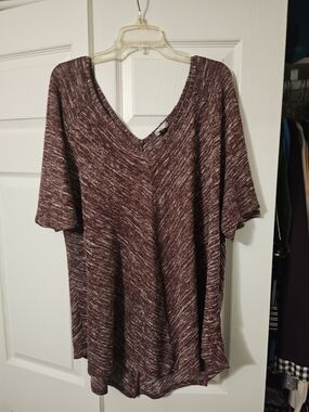 Isela Marled V-Neck Short Sleeve Lightweight Sweater - Burgundy Heather